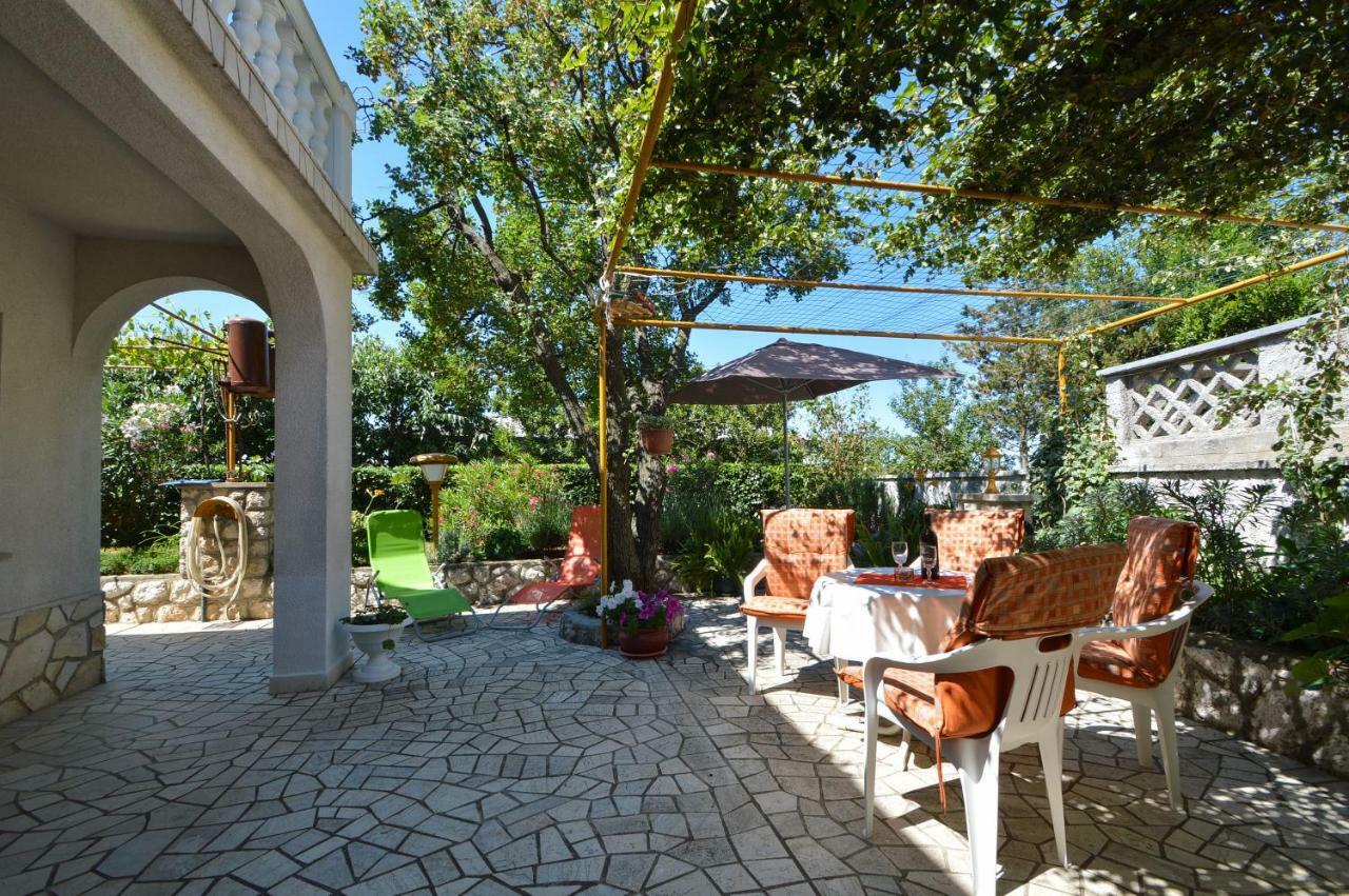 Apartments Rada Novi Vinodolski Exterior photo